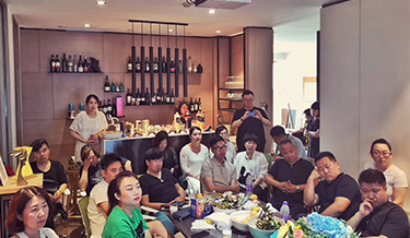 馬思設計謝小濤總經理和謝法新總監在DPI城際交流設計分享會